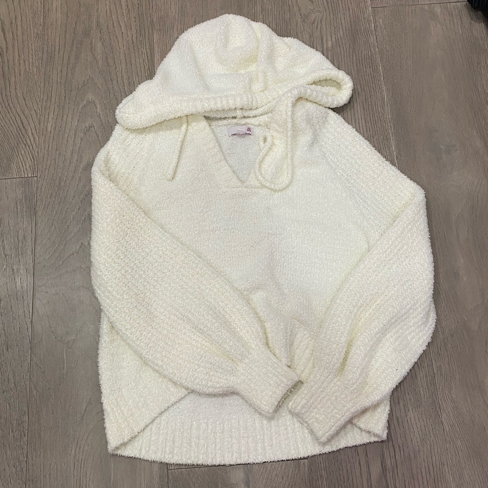 Off white cropped pullover